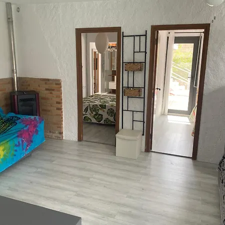 Bambu Costa Brava * يوريت دي مار